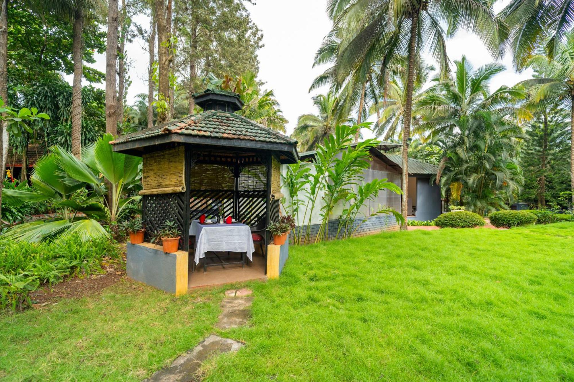 Parampara Resort & Spa, Coorg Kushālnagar Exterior photo